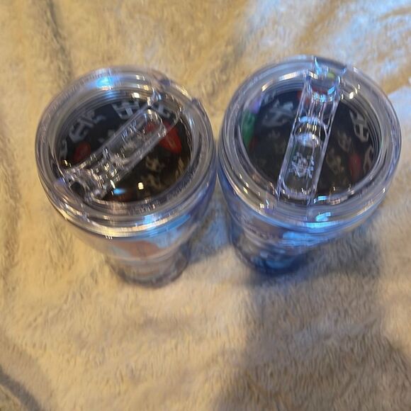 Royal Caribbean cups with lids - Picture 5 of 5